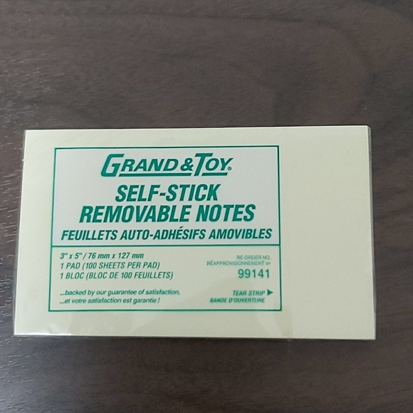 12pk - Grand & Toy Self Stick Notes & Staples - Picture 3 of 5